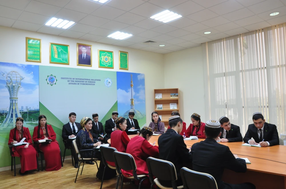 ONLAÝN AÇYK SAPAGY GEÇIRILDI