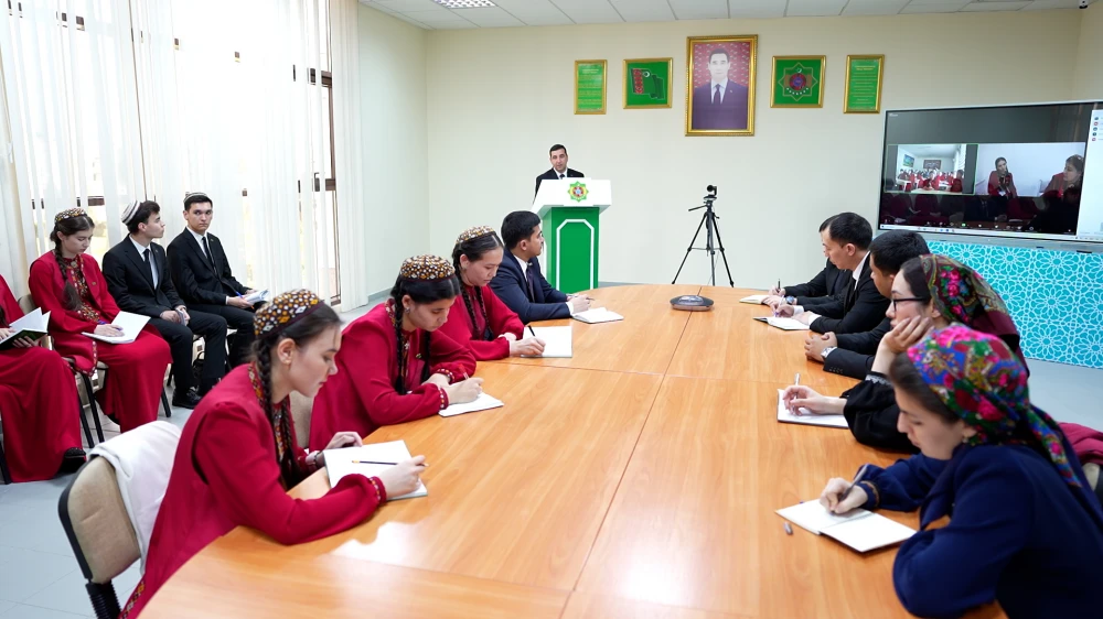 TRAINING SESSIONS WITH YOUNG PROMOTERS WAS HELD