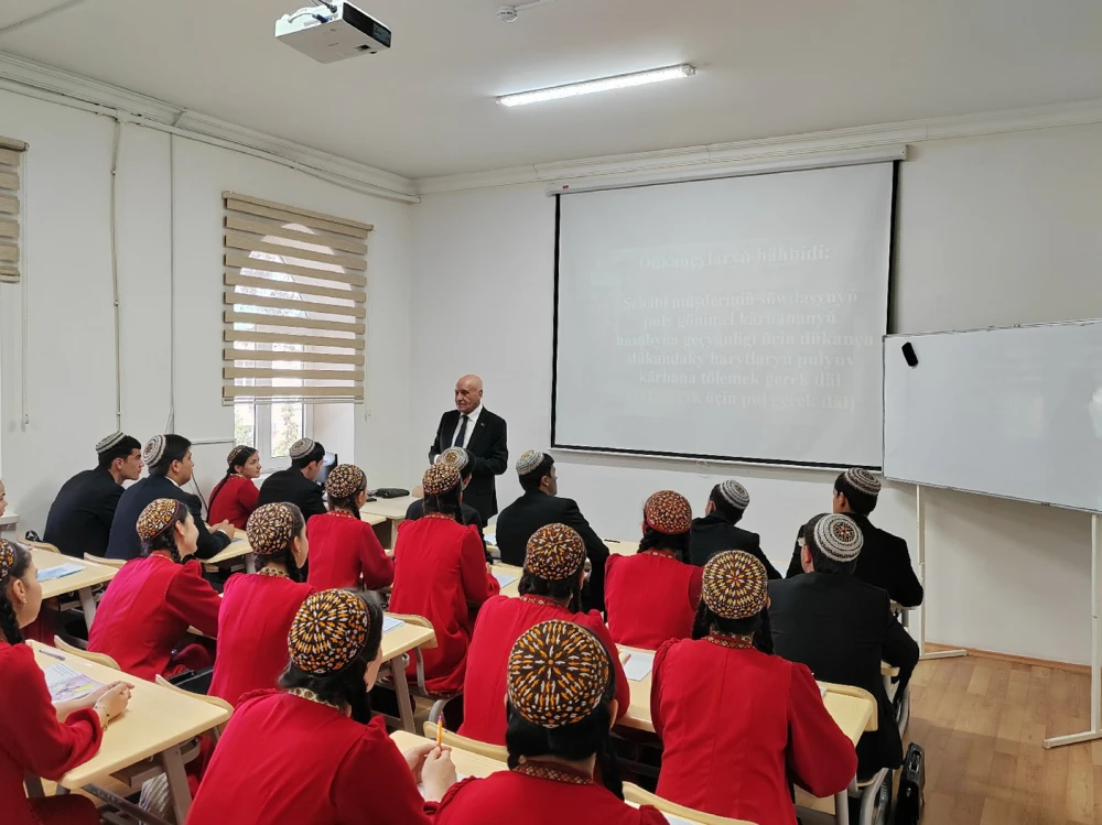 A Regular Training Session for Volunteers Was Held