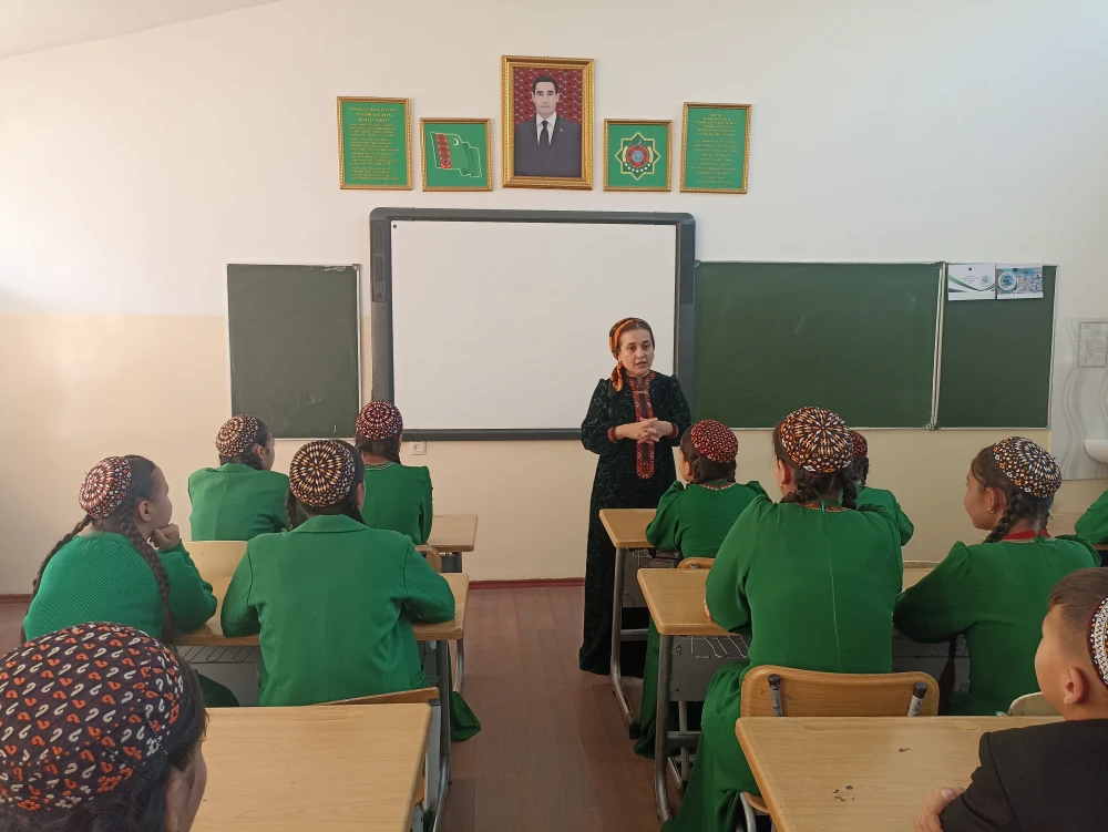 HALKARA PARAHATÇYLYK WE YNANYŞMAK ÝYLYNYŇ NYŞANYNYŇ MANY-MAZMUNYNY DÜŞÜNDIRMEK BOÝUNÇA  MEKDEP OKUWÇYLARY BILEN GEÇIRILEN DUŞUŞYKLAR