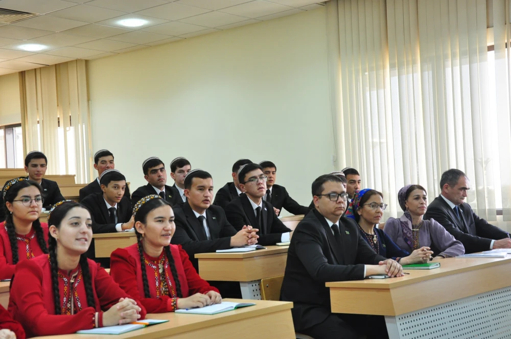 A DISCUSSIN ENTITLED «FRIENDSHIP OF NATIONS – THE KEY TO GLOBAL PEACE»