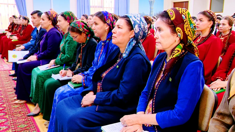 TÜRKMENISTANYŇ HUKUK GORAÝJY EDARALARYNYŇ IŞGÄRLERINIŇ GATNAŞMAGYNDA WAGYZ-NESIHAT DUŞUŞYGY GEÇIRILDI
