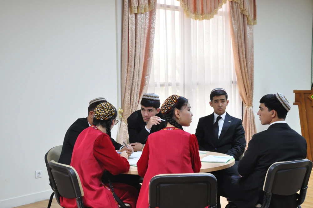 Birleşen Milletler Guramasynyň döredilmeginiň 80 ýyllygy mynasybetli bäsleşik