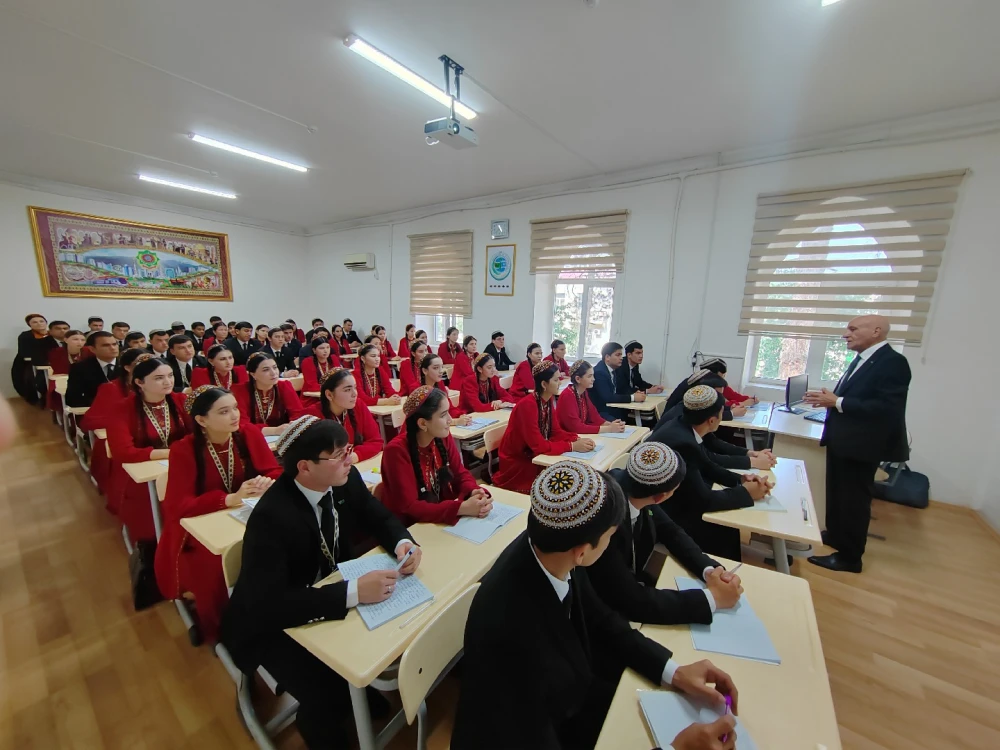 A Regular Training Session for Volunteers Was Held