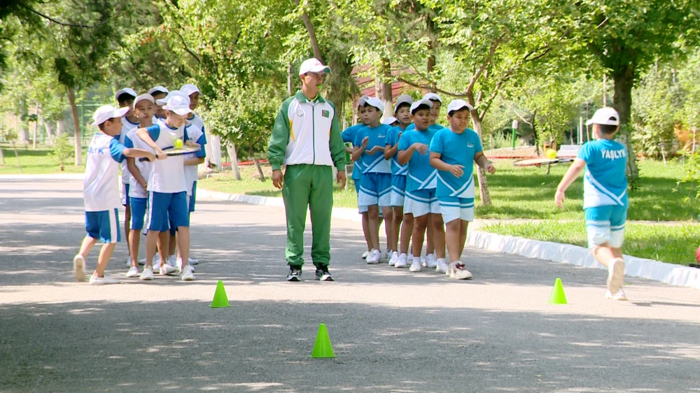 A LESSON WAS HELD AT THE “YASHLYK” CHILDREN’S HEALTH CAMP