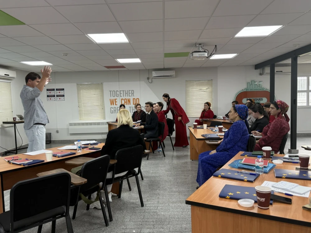 MASTERCLASS FOR JOURNALISTS
