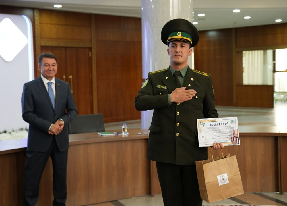 The winners of the "Book Marathon" were awarded