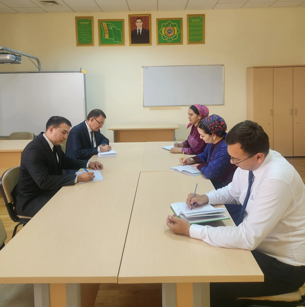 Round Table Conference on Scientific Cooperation and Information Technology surady