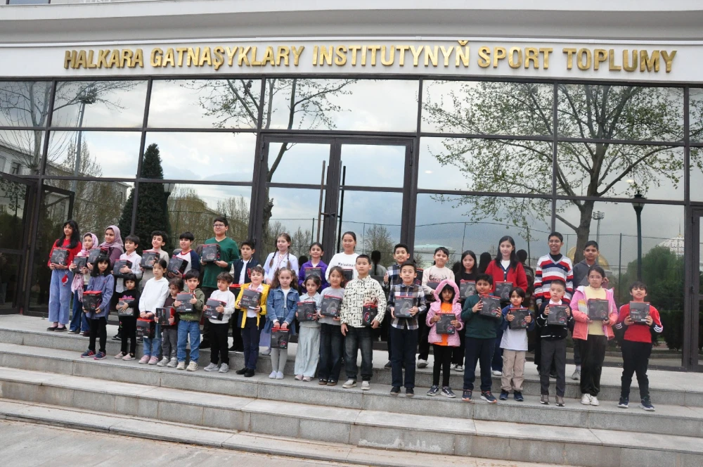 A creative competition under the sponsorship of the Gurbanguly Berdimuhamedov Charitable Foundation for Assistance to Children in Need  of Care