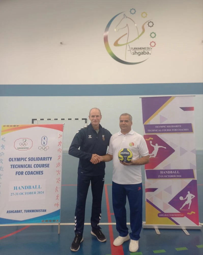 AN INTERNATIONAL TRAINING SEMINAR ON HANDBALL TOOK PLACE RECENTLY