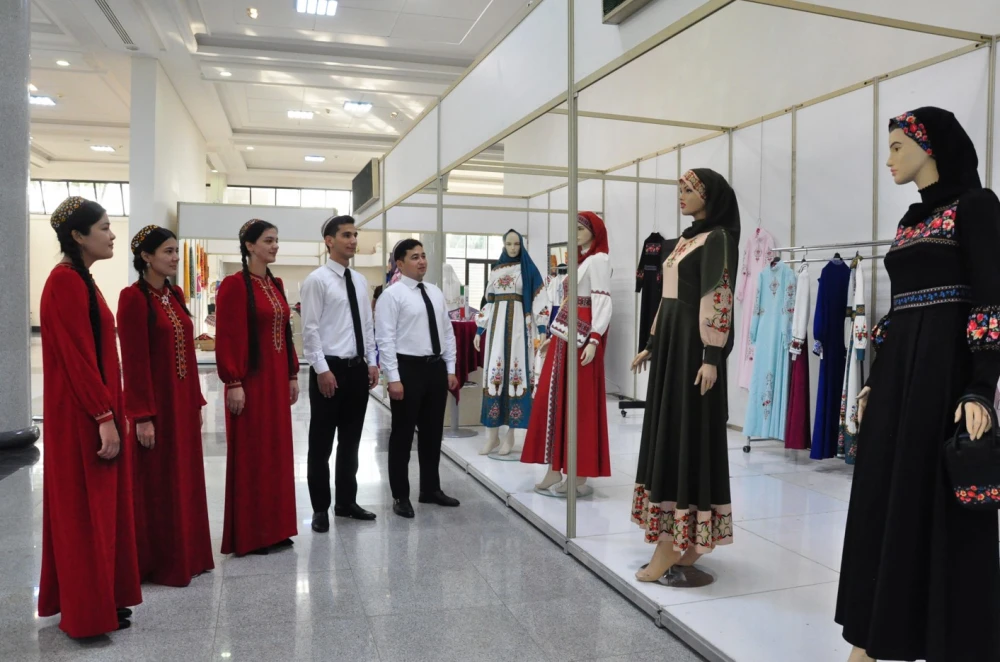 Turkmen-Iranian Fashion and Textile Exhibition