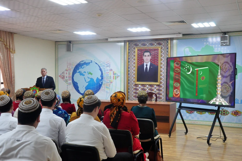 MEETING DEDICATED TO THE DAY OF THE CONSTITUTION AND THE DAY OF THE STATE FLAG OF TURKMENISTAN surady