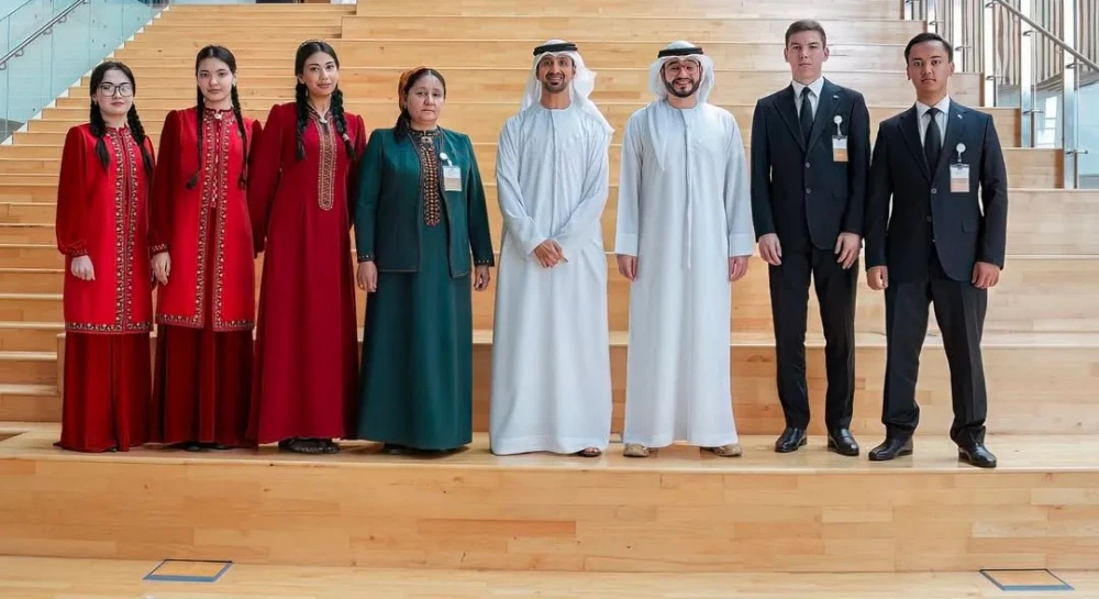 DIPLOMATIÝA ÝOLUNDA HALKARA TEJRIBE