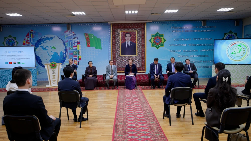 ТОРЖЕСТВЕННАЯ ЦЕРЕМОНИЯ ЗАКРЫТИЯ ВТОРОГО РЕГИОНАЛЬНОГО ТРЕНИНГА ДЛЯ МОЛОДЫХ ДИПЛОМАТОВ И ГОСУДАРСТВЕННЫХ СЛУЖАЩИХ СТРАН ЦЕНТРАЛЬНОЙ АЗИИ surady