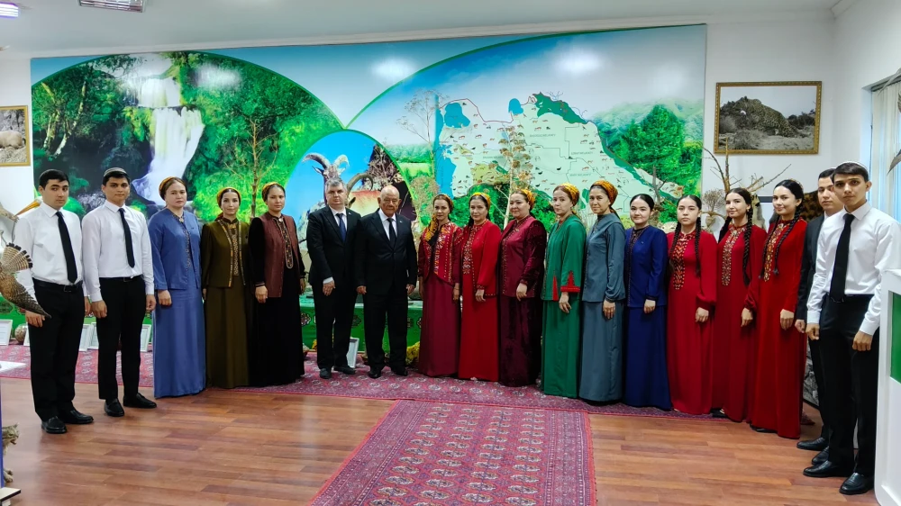 «ÝAŞYL GELJEK ÜÇIN HYZMATDAŞLYK» ATLY EKOLOGIK ÇÄRESI GEÇIRILDI