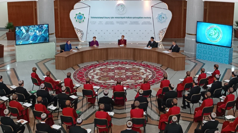 HALKARA BAŞLANGYÇLARYŇ ÄHMIÝETINE BAGYŞLANAN BRIFING GEÇIRILDI surady