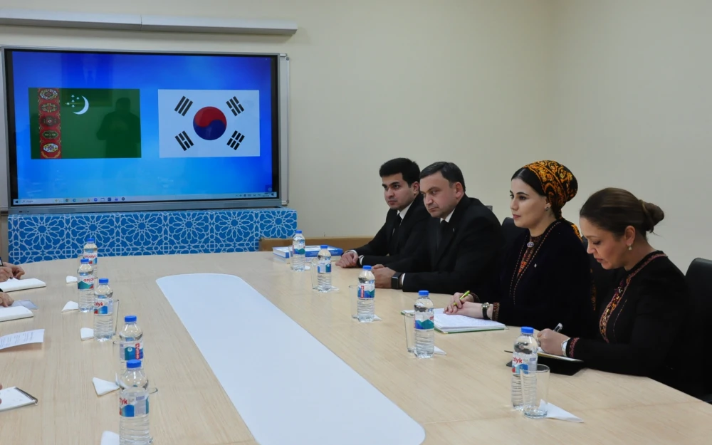 YLYM-BILIM ULGAMYNY DÖWREBAPLAŞDYRMAKDA TÄZE ÄDIM