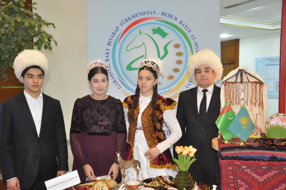 «NOWRUZ – RUHUBELENTLIGIŇ WE ÖSÜŞLERIŇ BAÝRAMY» ATLY DÖREDIJILIK FESTIWALY GEÇIRILDI