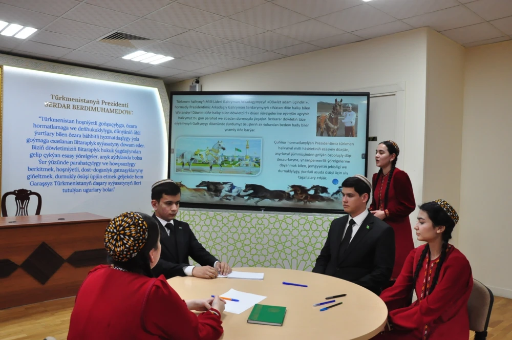 BEDEWLERE BAGYŞLANAN «BREÝN-RING» BÄSLEŞIGI GEÇIRILDI