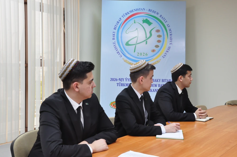 MEÝLETINÇILER ÜÇIN ONLAÝN OKUW SAPAGY GEÇIRILDI