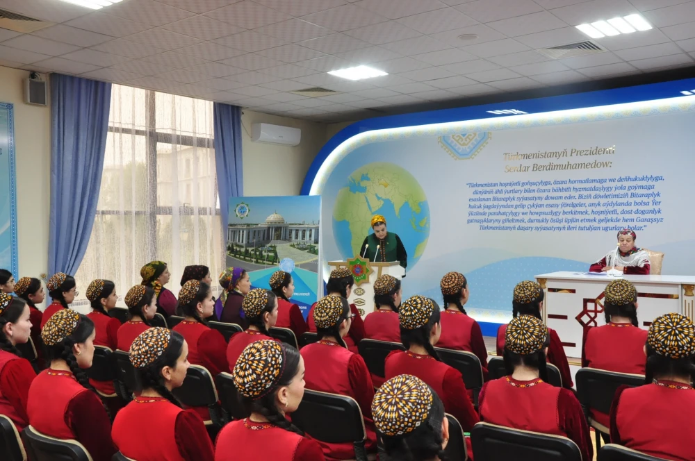 ВОСПИТАТЕЛЬНАЯ ВСТРЕЧА, ПОСВЯЩЕННАЯ ЖЕНСКОЙ ЭТИКЕ