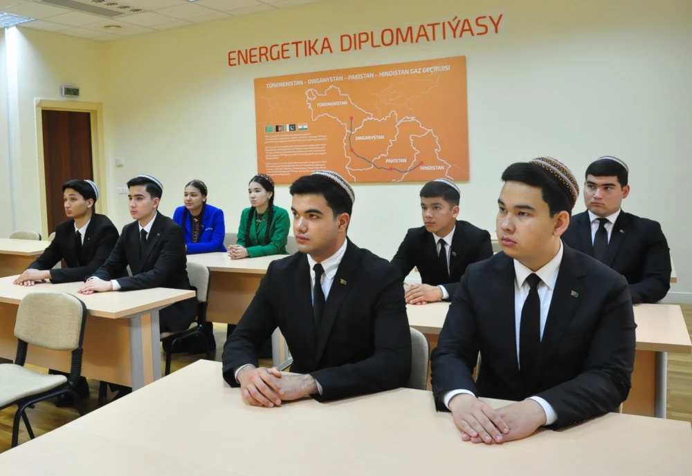 MEKDEP OKUWÇYLARY BILEN OKUW SAPAGY GEÇIRILDI