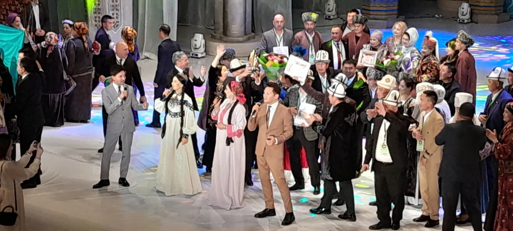 Halkara teatr festiwalynyň ýapylyş dabarasy boldy