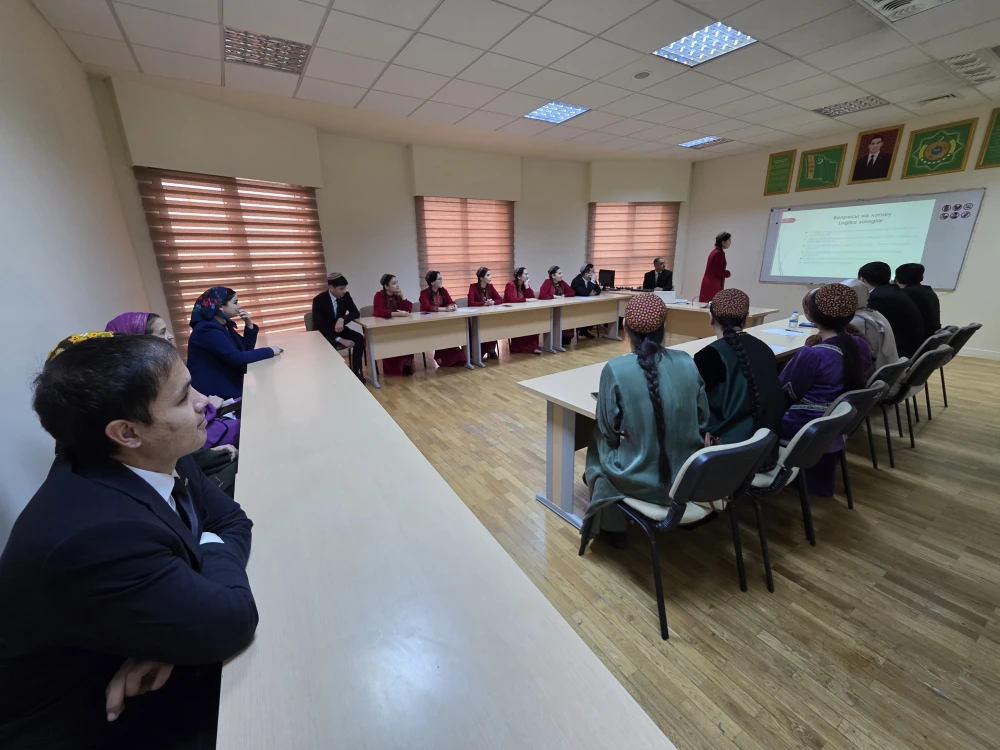 UÇURYM ÝYL TALYPLARYŇ HEM-DE MAGISTRLERIŇ ARASYNDA BÄSLEŞIK GEÇIRILDI