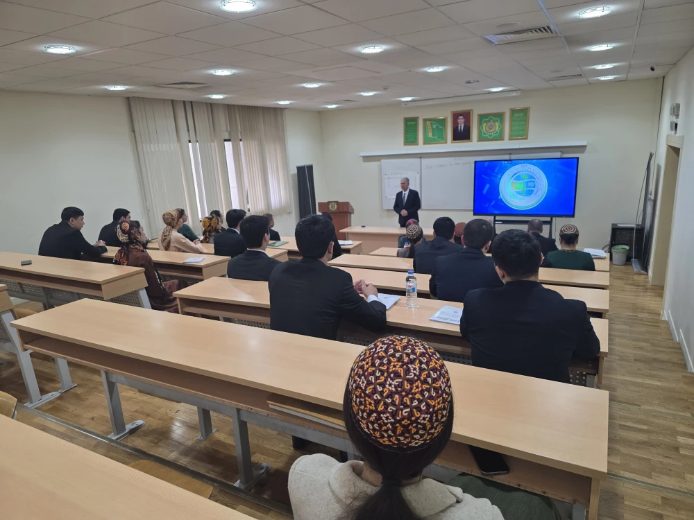 HALYPA MUGALLYMYŇ GATNAŞMAGYNDA YLMY-DÖREDIJILIK MASLAHATY GEÇIRILDI