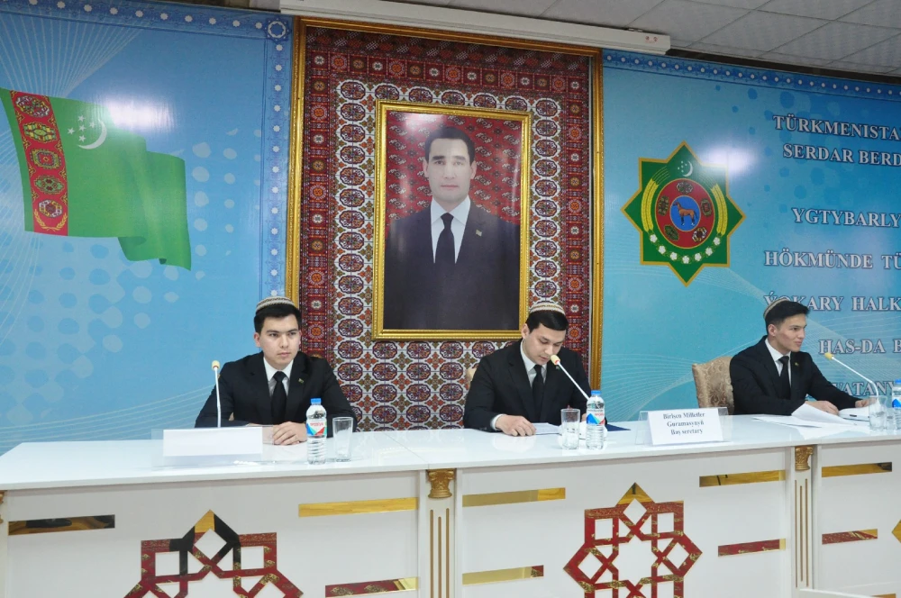 Türkmenistanyň Birleşen Milletler Guramasynyň agzalygyna kabul edilen güni mynasybetli ýurdumyzyň ýokary okuw mekdepleriniň  talyplarynyň arasynda bäsleşik geçirildi