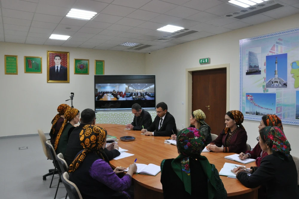 Online round table meeting dedicated to the 32th Anniversary of establishment of diplomatic relations between Turkmenistan and the Republic of Tunisia
