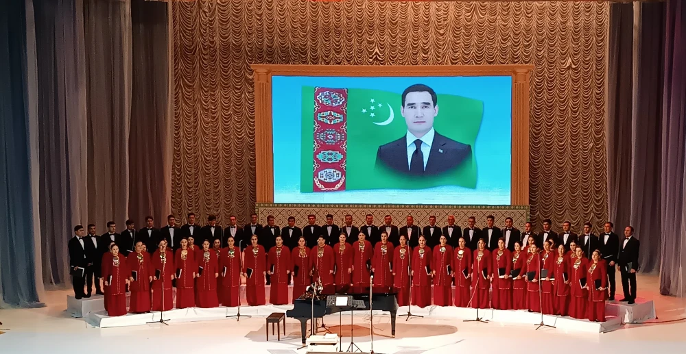 Teachers and Students Participated to Concert