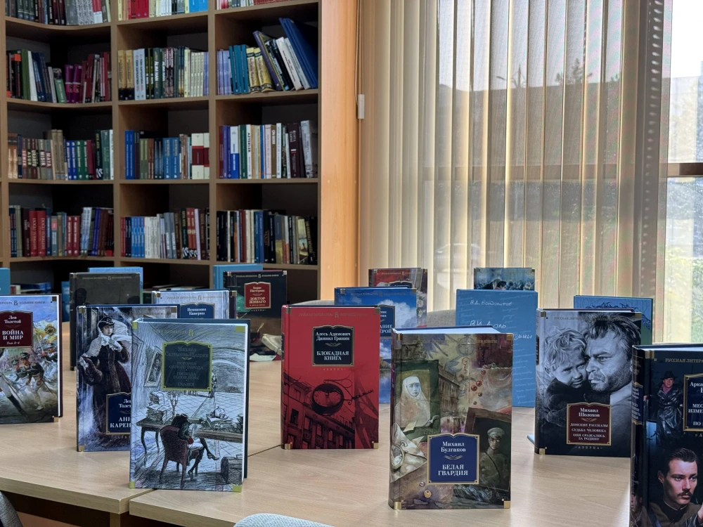 The Embassy of the Russian Federation Donated Books to the Library of the National School of Turkmen Diplomacy