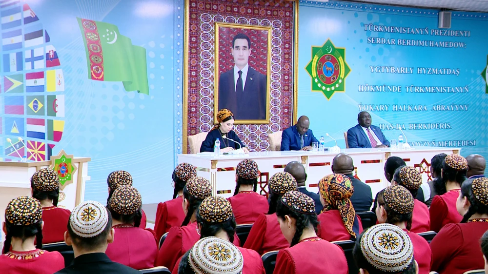 СОСТОЯЛСЯ СЕМИНАР С ДЕЛЕГАЦИЕЙ РЕСПУБЛИКИ ЗИМБАБВЕ