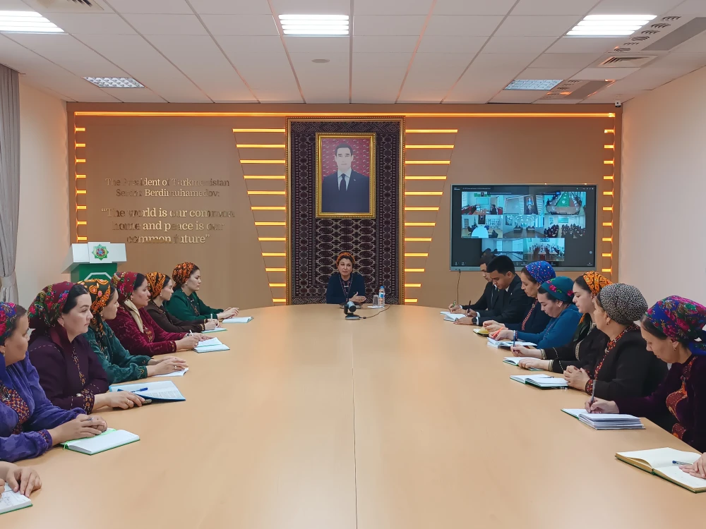 Türkmen-rus gatnaşyklarynda arheologiýa işlerinde hyzmatdaşlyk atly webinar geçirildi
