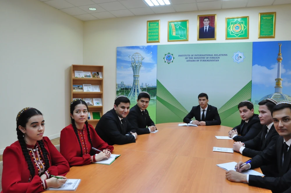 “Türkmenistan we Ýaponiýa: Dünýä medeniýetiniň bitewiligi we aýratynlygy” atly okuw sapagy geçirildi