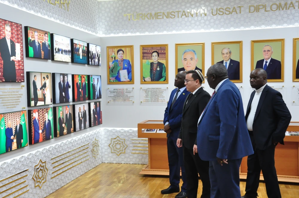 СОСТОЯЛСЯ СЕМИНАР С ДЕЛЕГАЦИЕЙ РЕСПУБЛИКИ ЗИМБАБВЕ