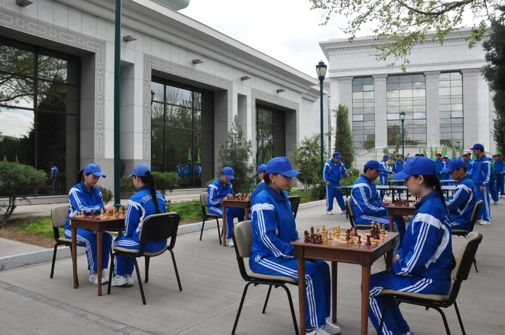 Bütindünýä saglyk güni mynasybetli dabaraly çäre geçirildi