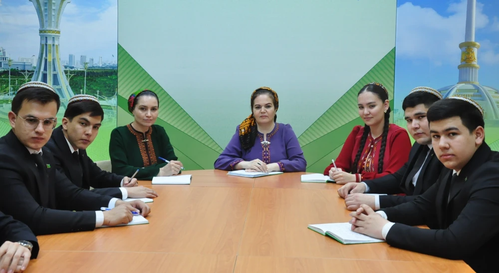 SANLY ULGAM ARKALY HALKARA YLMY-AMALY MASLAHAT GEÇIRILDI