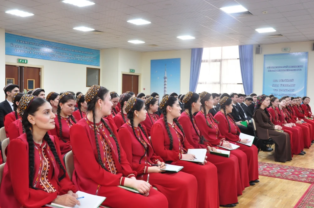 «KÄMILLEŞMEK NÄME ÜÇIN GEREK?» ATLY OKUW SAPAGY