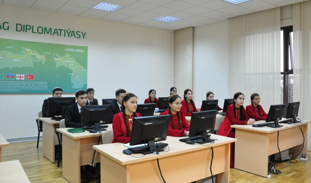 A Training Session on “The Importance of the UN Recognition of Turkmenistan’s International Transport Initiatives”