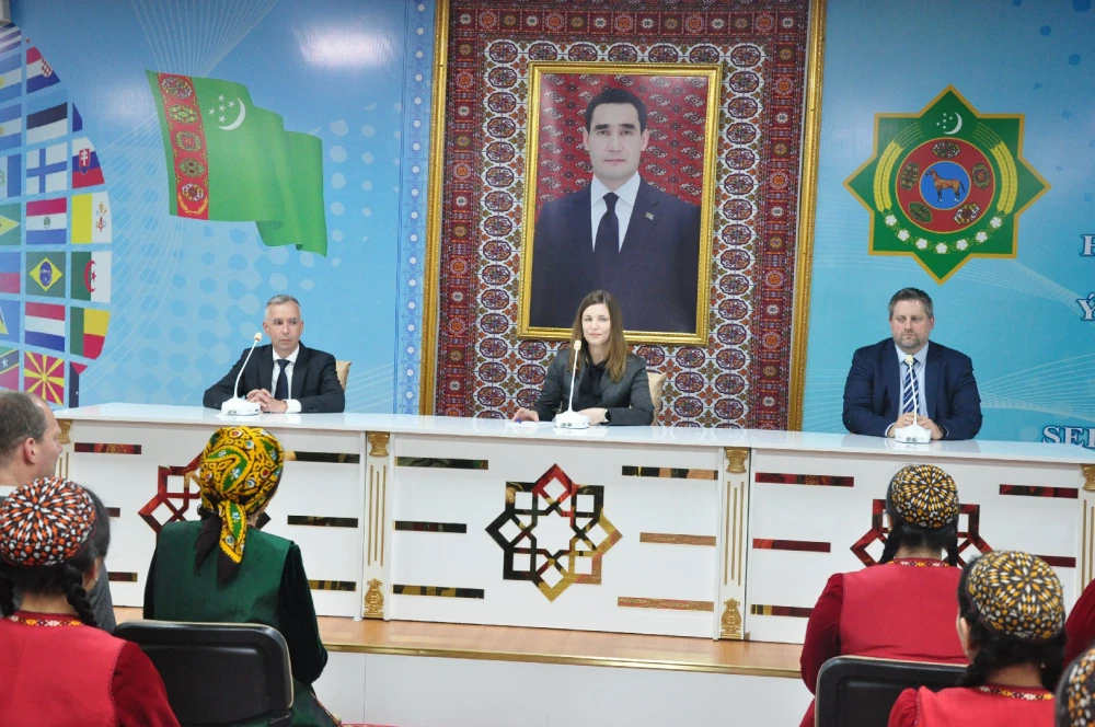 LECTURE WITH PARTICIPATION OF PROFESSORS FROM THE  FEDERAL REPUBLIC OF GERMANY