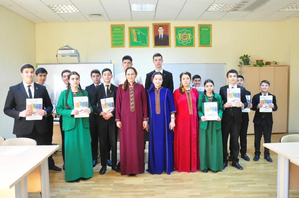 Mekdep okuwçylarynyň arasynda geografiýa dersi boýunça bäsleşik geçirildi