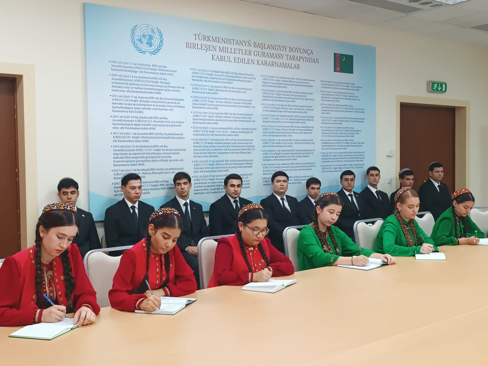 AN EDUCATIONAL AND METHODOLOGICAL SEMINAR DEDICATED TO THE PRINCIPLES OF NEUTRALITY OF TURKMENISTAN WAS HELD