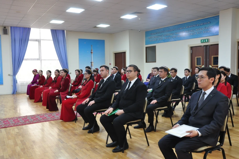 “BILELIKDE OKALYŇ!” ATLY BÄSLEŞIK GEÇIRILDI