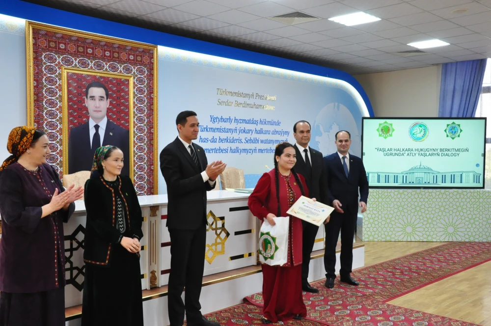 YOUTH DIALOGUE: “YOUTH FOR STRENGTHENING INTERNATIONAL LAW”