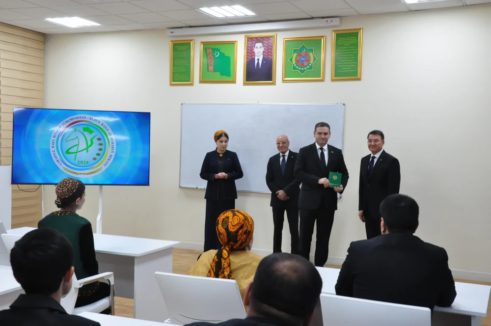 «DIPLOMATIK PROTOKOL» ATLY ÝÖRITELEŞDIRILEN OKUW MERKEZINIŇ NOBATDAKY TAPGYRY ÜSTÜNLIKLI TAMAMLANDY