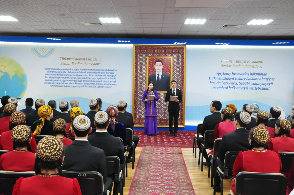 HAFEZ ŞIRAZYNYŇ ŞYGRYÝET GÜNI MYNASYBETLI GURALAN MEDENI-EDEBI ÇÄRE