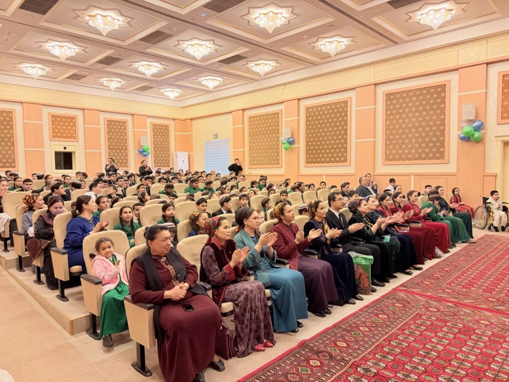 «ÇÄKSIZ DÜNÝÄ: HEMMELER ÜÇIN DEŇ MÜMKINÇILIK» ATLY INKLÝUZIW FESTIWALY GEÇIRILDI