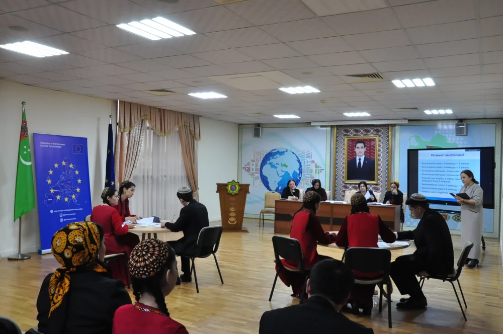 СОСТОЯЛИСЬ ДЕБАТЫ ПО ПРАВАМ ЧЕЛОВЕКА